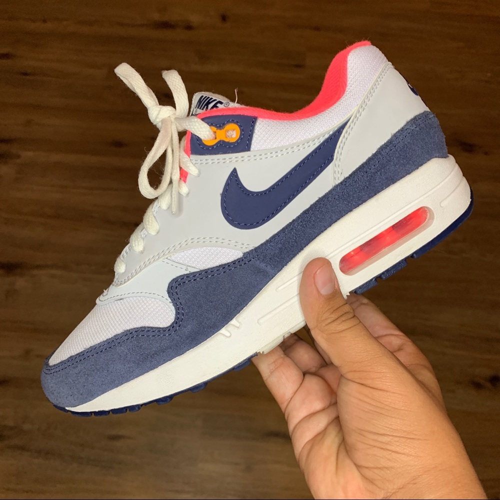 Nike Wmns Air Max 1 White Navy Pink